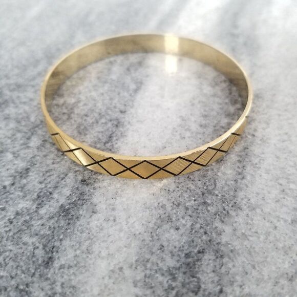 Vintage Napier Gold Tone Bangle Bracelet with Black Enamel Design, Estate - Picture 1 of 5